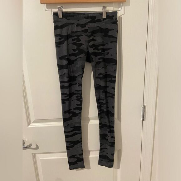 Pact Black Camo Print Leggings - Picture 1 of 3
